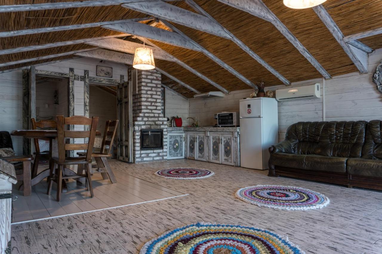 Chervona Kalyna Cottage Odessa Extérieur photo