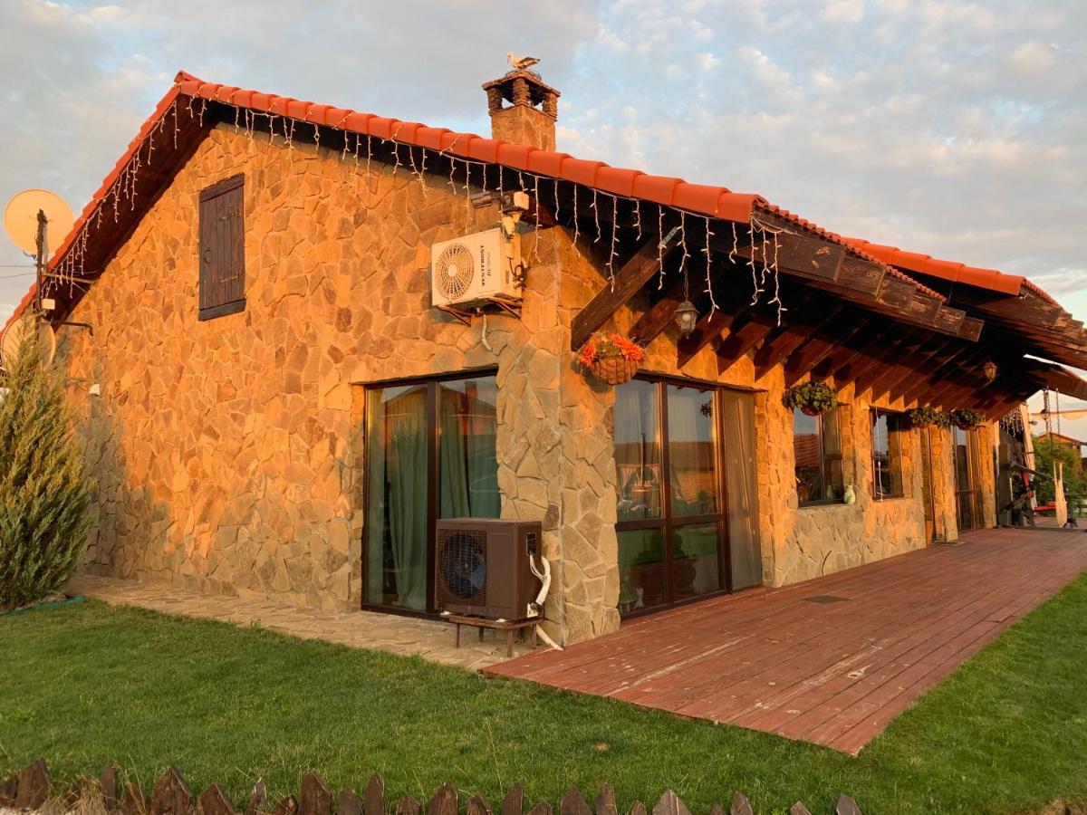 Chervona Kalyna Cottage Odessa Extérieur photo